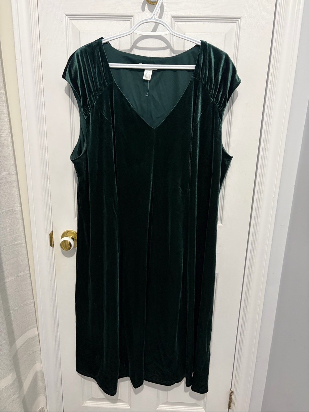 London Times Forest Green Velvet V-Neck Midi Dress